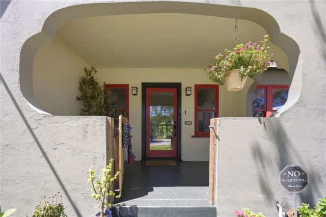331 S Roosevelt, Pasadena, CA 91107