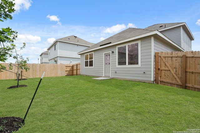 10311 Eve Gardens, San Antonio, TX 78224