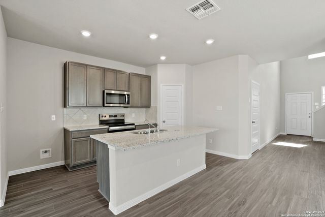 10311 Eve Gardens, San Antonio, TX 78224