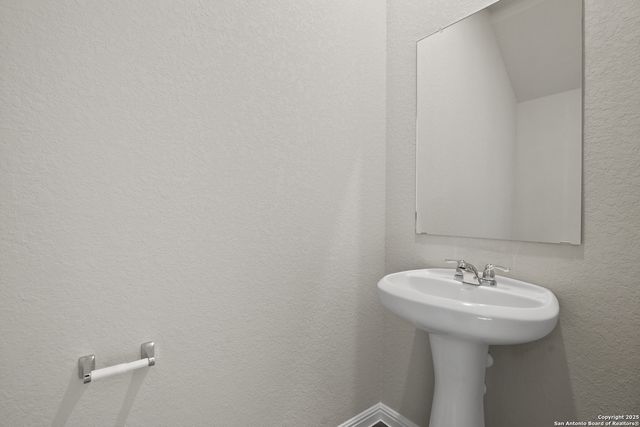 10311 Eve Gardens, San Antonio, TX 78224