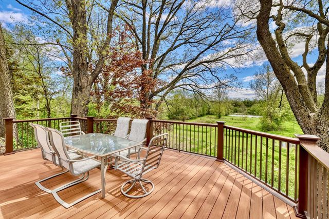 1559 River Bend ROAD, Grafton, WI 53024