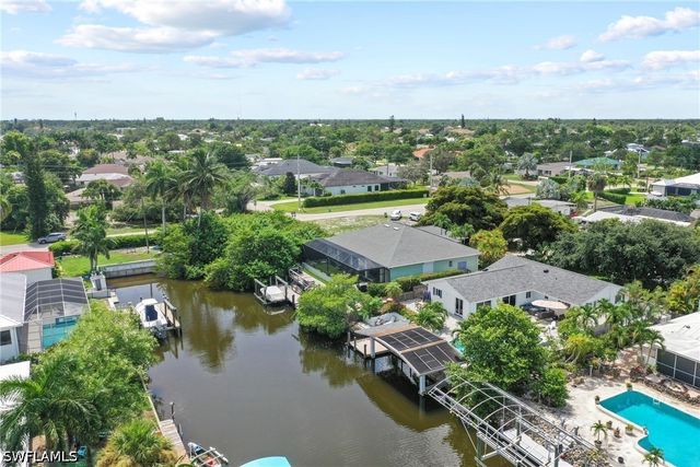 205 2nd ST, Bonita Springs, FL 34134