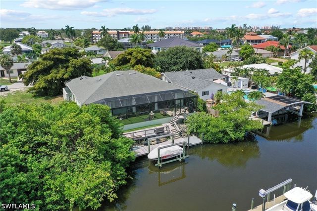 205 2nd ST, Bonita Springs, FL 34134