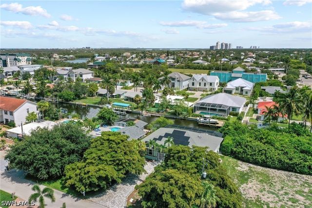205 2nd ST, Bonita Springs, FL 34134