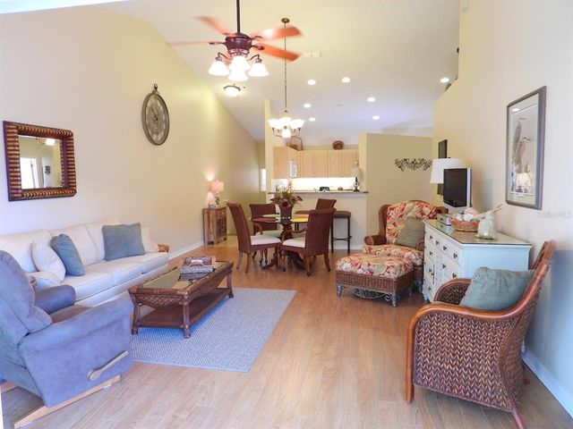 5373 COMPASS POINT 1, Oxford, FL 34484