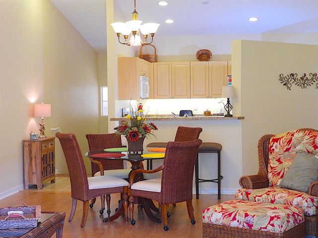 5373 COMPASS POINT 1, Oxford, FL 34484