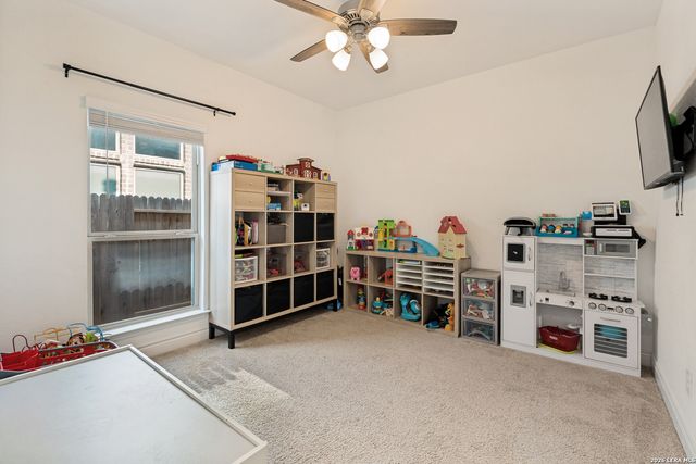 1937 Creekview, Seguin, TX 78155