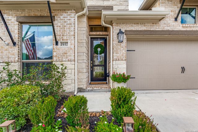 1937 Creekview, Seguin, TX 78155