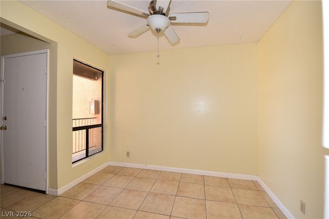 3151 Soaring Gulls Drive 2152, Las Vegas, NV 89128