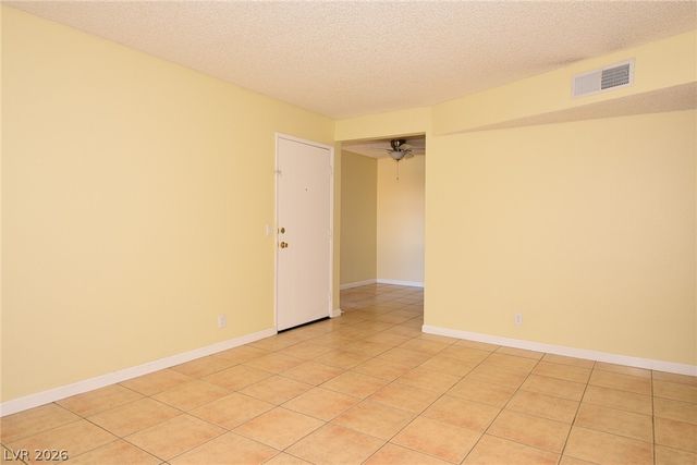 3151 Soaring Gulls Drive 2152, Las Vegas, NV 89128