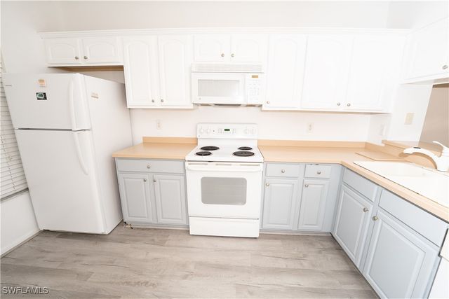 10062 Spyglass Hill LN, Fort Myers, FL 33966