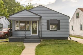 5038 N 19th PLACE, Milwaukee, WI 53209