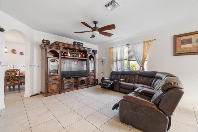 3379 NE 1st Street 3379, Homestead, FL 33033