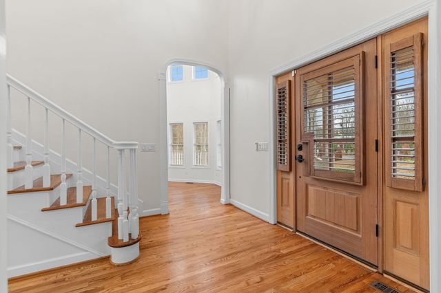 111 Rea Dr, Hermitage, TN 37076