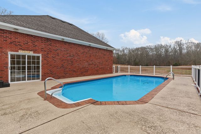 111 Rea Dr, Hermitage, TN 37076