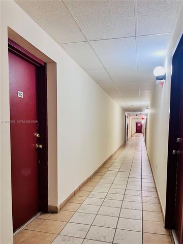 4721 NW 7th St 102-12, Miami, FL 33126