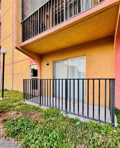 4721 NW 7th St 102-12, Miami, FL 33126