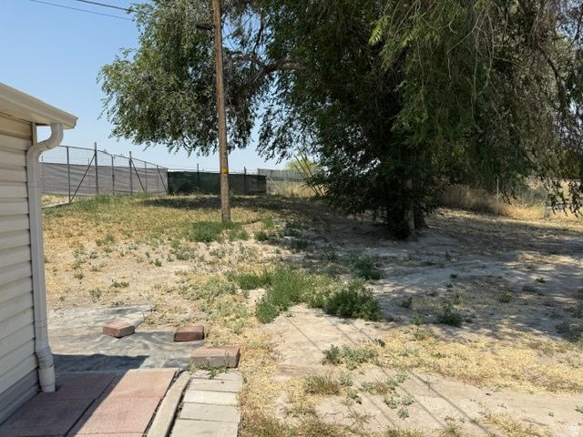 1068 S GLENDALE CIR, Salt Lake City, UT 84104