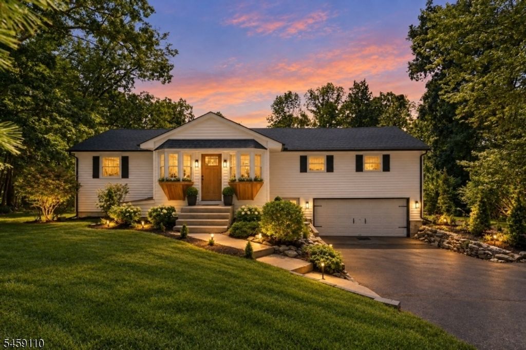 89 Ridge Rd, Frankford Twp., NJ 07826