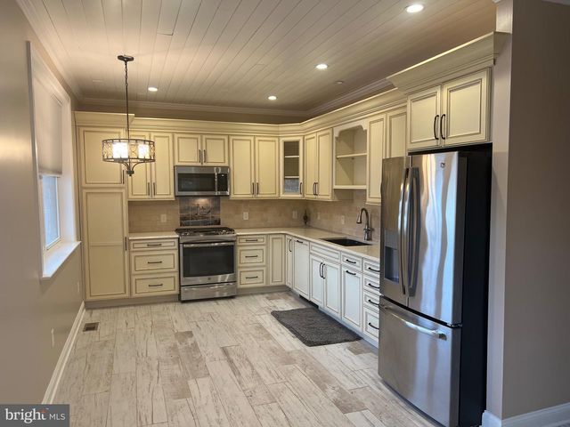 608 MAIN ST, Sewell, NJ 08080