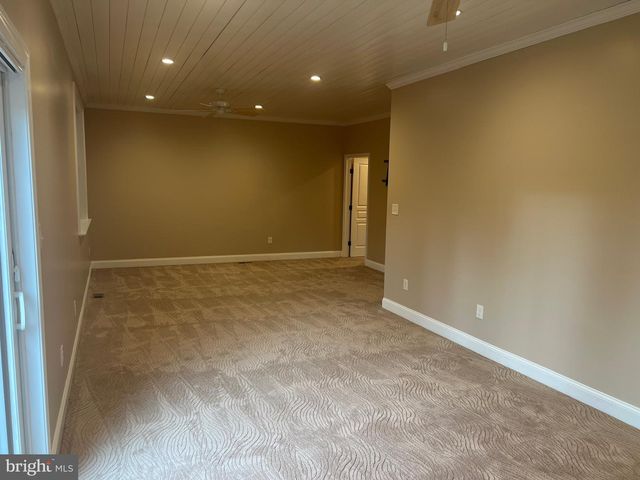 608 MAIN ST, Sewell, NJ 08080