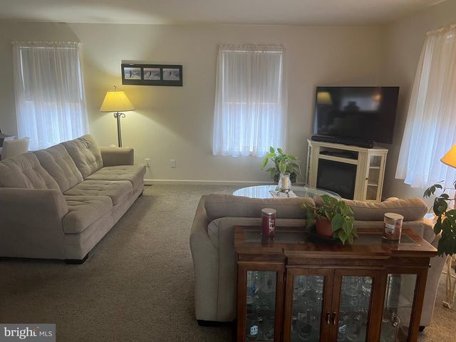 608 MAIN ST, Sewell, NJ 08080