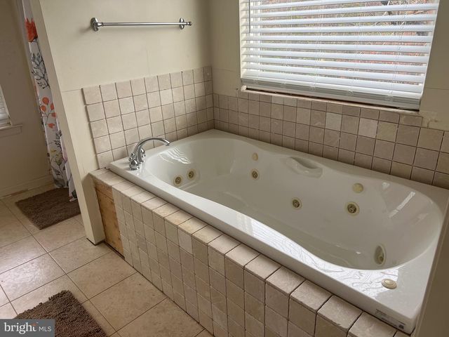 608 MAIN ST, Sewell, NJ 08080