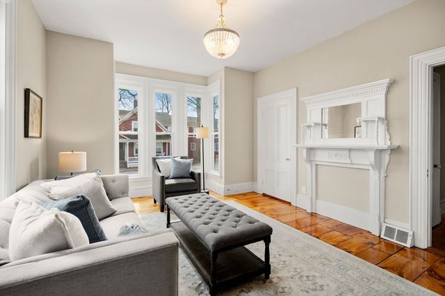 37 School Street, Merrimac, MA 01860
