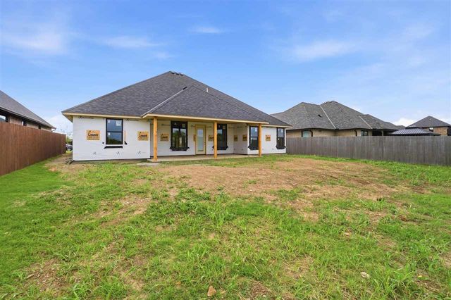 1006 NE Oriole Dr, Lawton, OK 73507