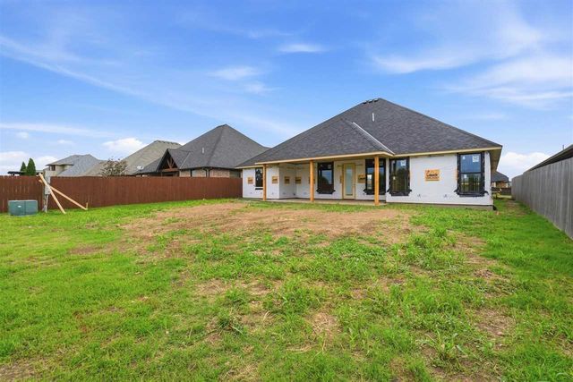 1006 NE Oriole Dr, Lawton, OK 73507