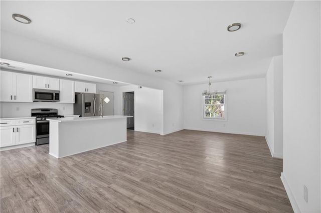 2649 Santa Barbara Drive NW, Atlanta, GA 30318