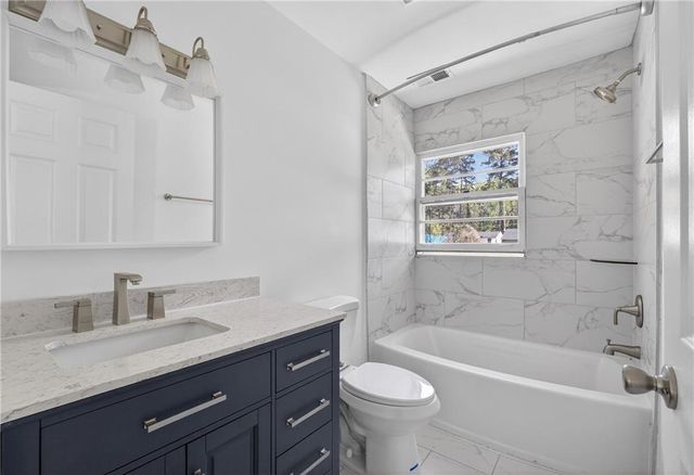 2649 Santa Barbara Drive NW, Atlanta, GA 30318