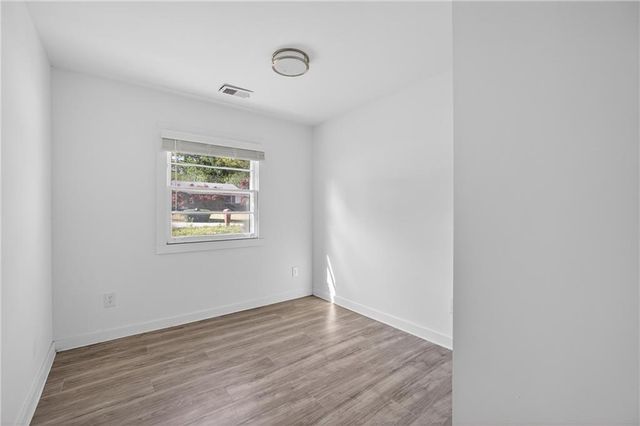 2649 Santa Barbara Drive NW, Atlanta, GA 30318