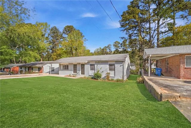 2649 Santa Barbara Drive NW, Atlanta, GA 30318