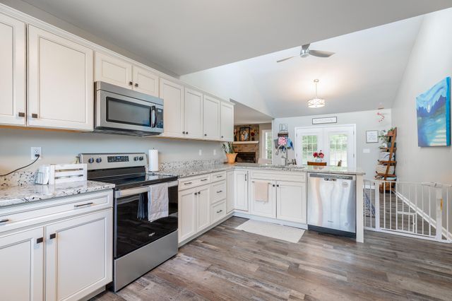 401 Shannon Drive, Hixson, TN 37343