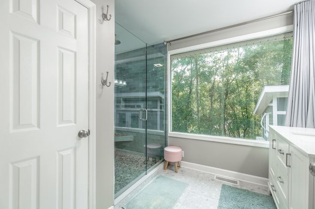 401 Shannon Drive, Hixson, TN 37343