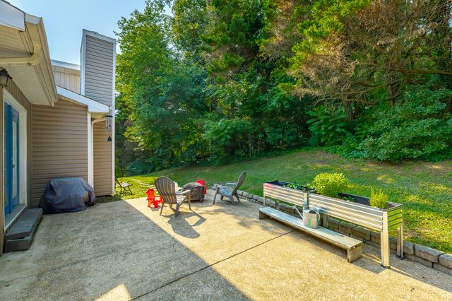 401 Shannon Drive, Hixson, TN 37343