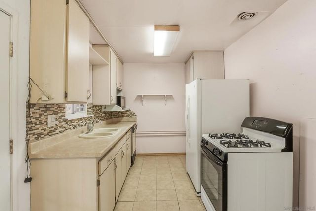 1221 Melrose Ave, Chula Vista, CA 91911