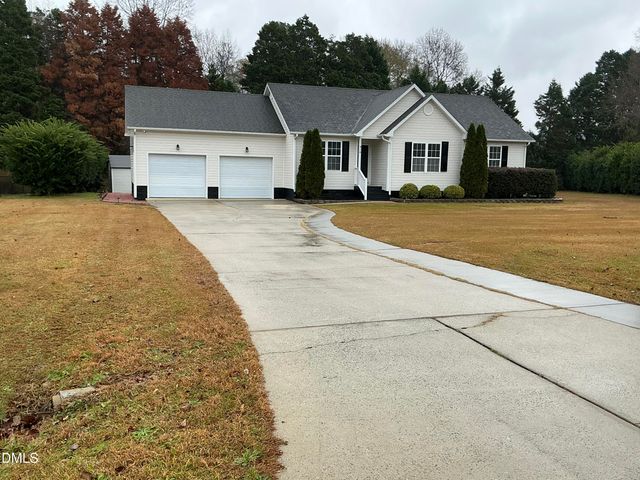 316 Grants Way, Four Oaks, NC 27524