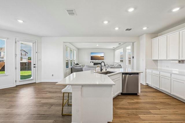 721 Saint Lawrence Drive, Seagoville, TX 75159