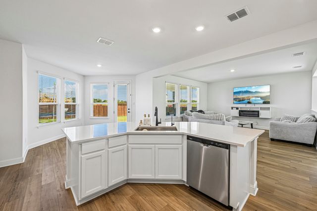 721 Saint Lawrence Drive, Seagoville, TX 75159