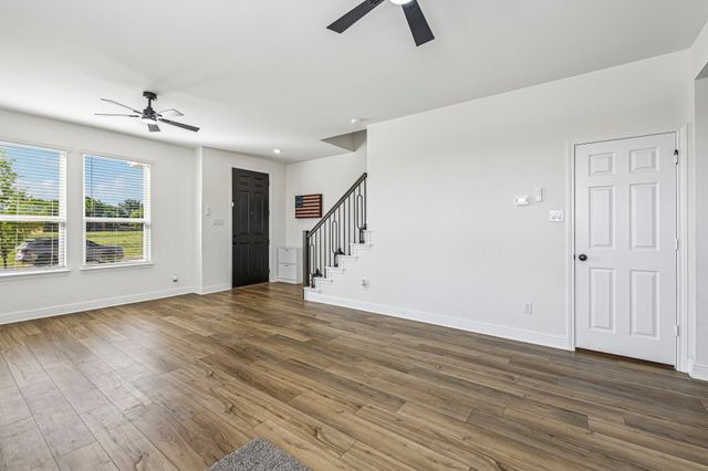 721 Saint Lawrence Drive, Seagoville, TX 75159