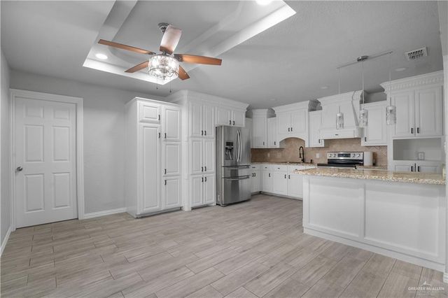 115 Calle Del Jardin, San Juan, TX 78589