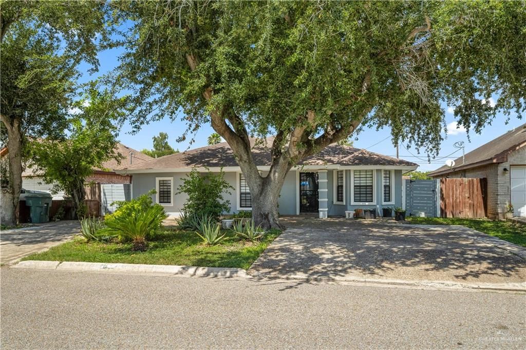 115 Calle Del Jardin, San Juan, TX 78589