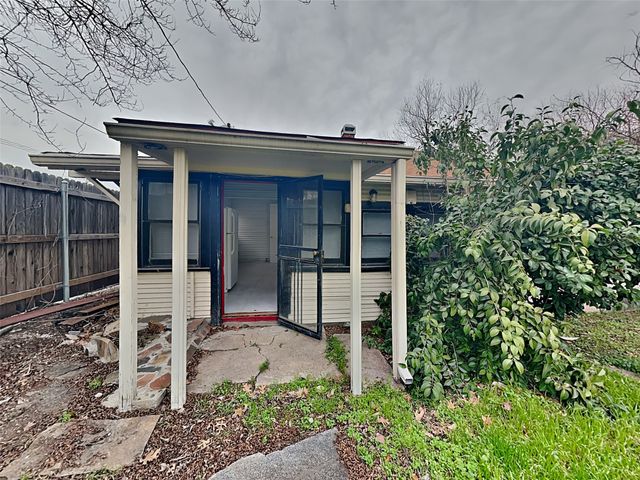 3333 W 6th Street, Fort Worth, TX 76107