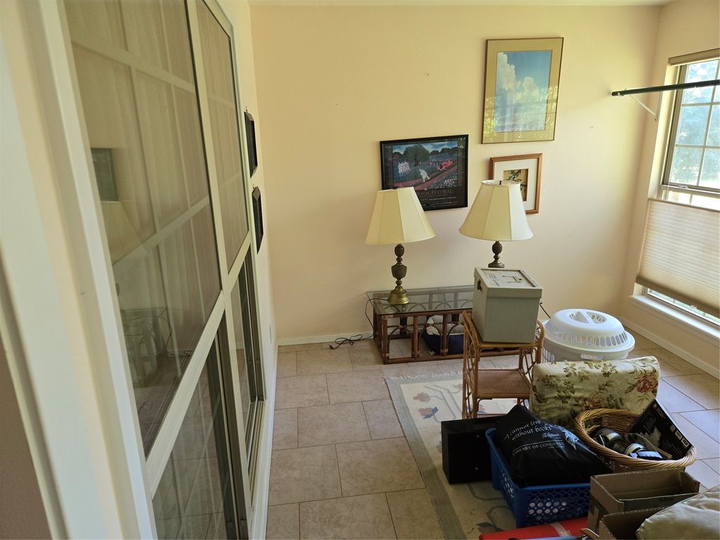 1014 Greenwood Street, Winnsboro, TX 75494