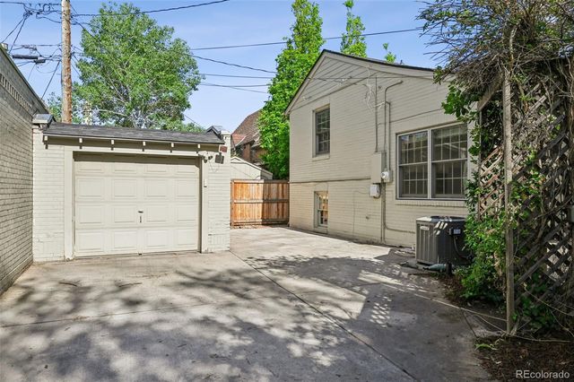 5815 E 6th Avenue Parkway, Denver, CO 80220