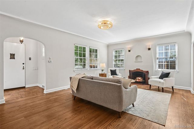 5815 E 6th Avenue Parkway, Denver, CO 80220