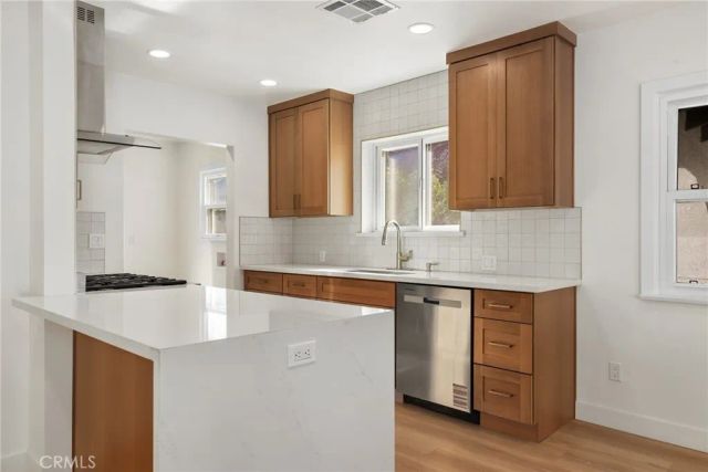 10232 S 2nd, Inglewood, CA 90303