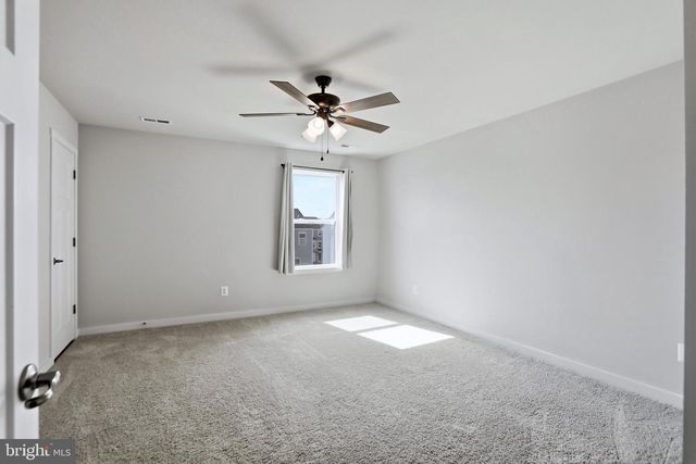 38 TROTTING RD, Inwood, WV 25428